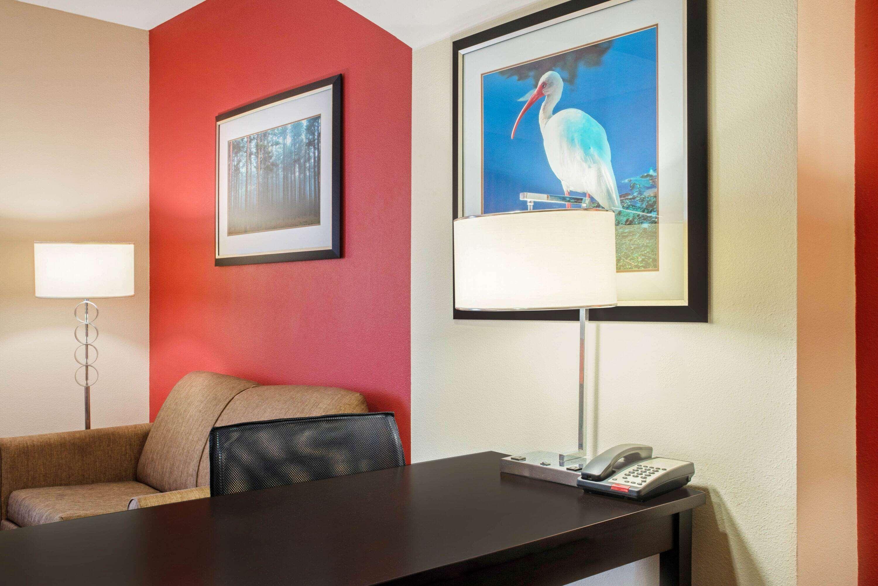 La Quinta By Wyndham Leesville Ft. Polk Exterior photo