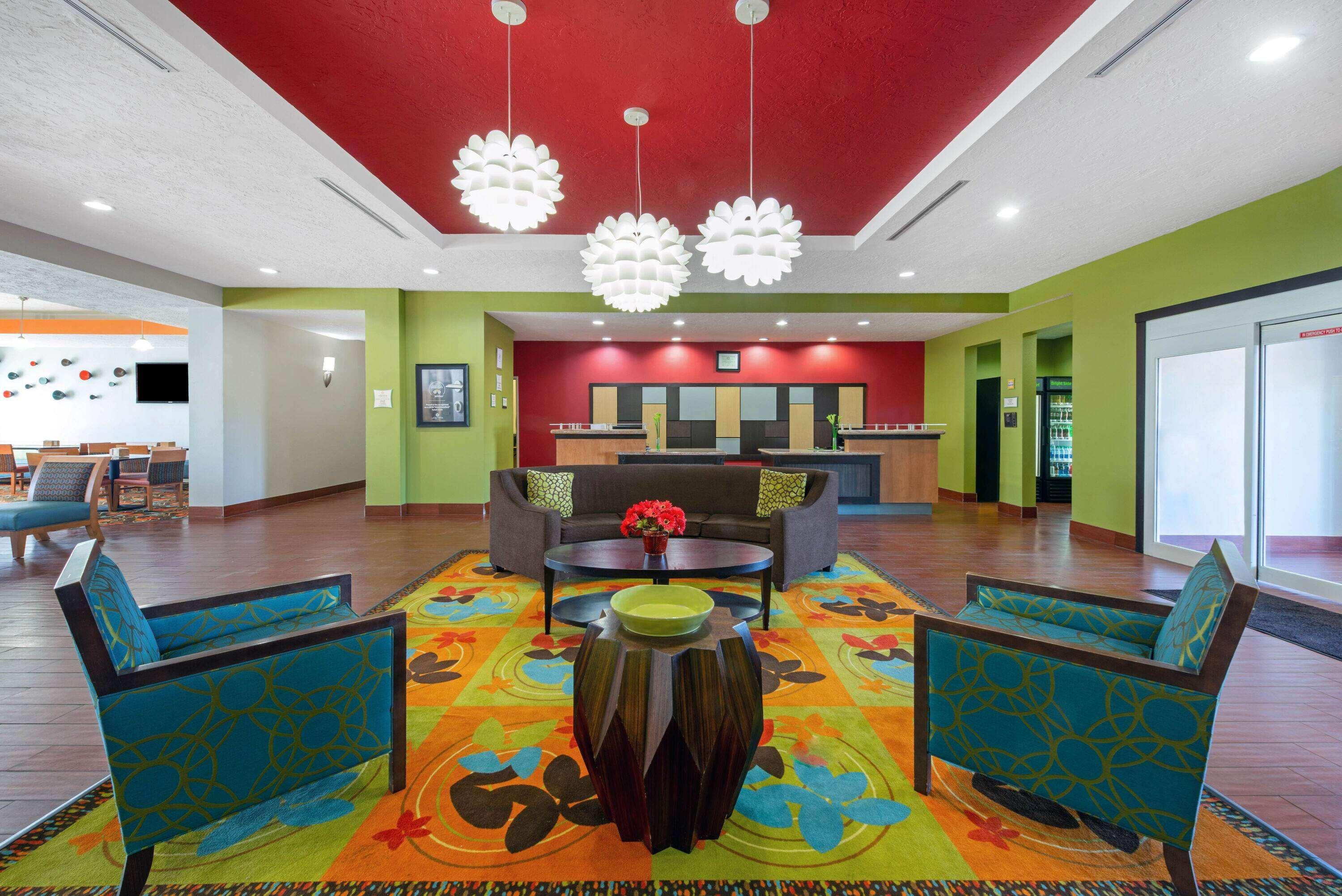 La Quinta By Wyndham Leesville Ft. Polk Exterior photo